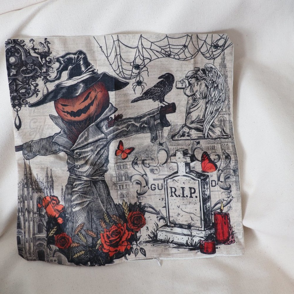 Halloween Throw Pillow Zippered Cover